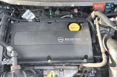 Мінівен Opel Zafira 2012 в 