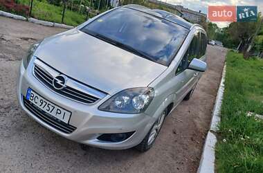 Минивэн Opel Zafira 2011 в 