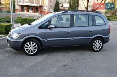 Минивэн Opel Zafira 2005 в 