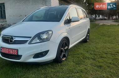 Минивэн Opel Zafira 2011 в Нововолынске