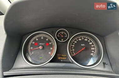 Минивэн Opel Zafira 2009 в 