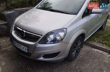 Минивэн Opel Zafira 2011 в Ужгороде