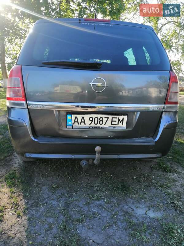Мінівен Opel Zafira 2009 в Києві