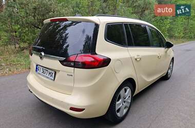 Минивэн Opel Zafira 2017 в 