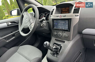 Мінівен Opel Zafira 2006 в 