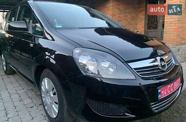 Минивэн Opel Zafira 2011 в Виннице