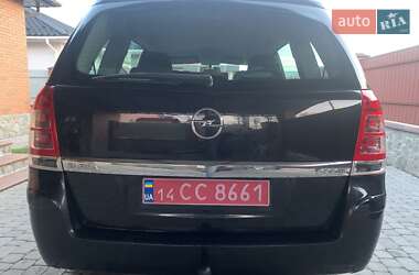 Мінівен Opel Zafira 2011 в 