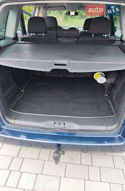 Минивэн Opel Zafira 2011 в 