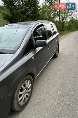 Минивэн Opel Zafira 2011 в 