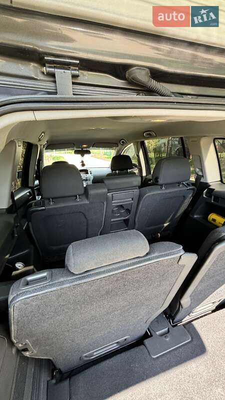 Мінівен Opel Zafira 2011 в Воловцю