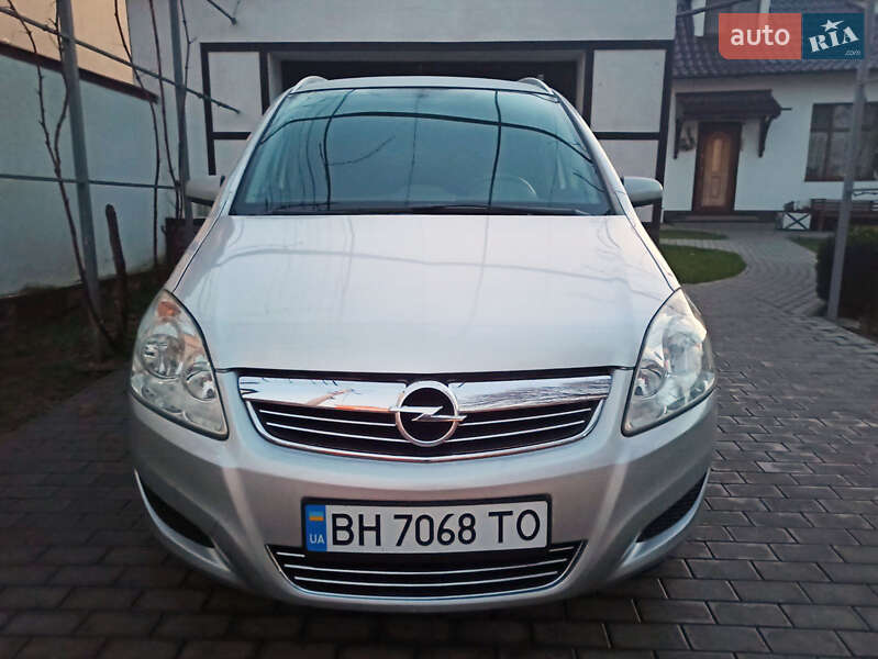 Мінівен Opel Zafira 2009 в 