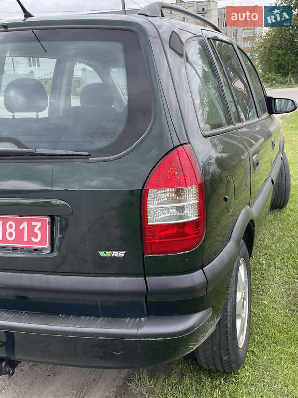 Минивэн Opel Zafira 2003 в Самборе