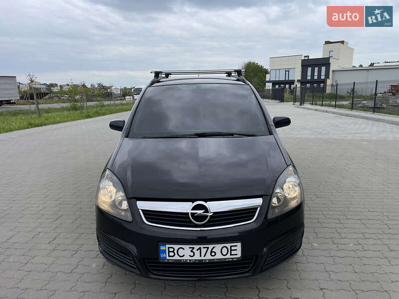 Мінівен Opel Zafira 2005 в Львові