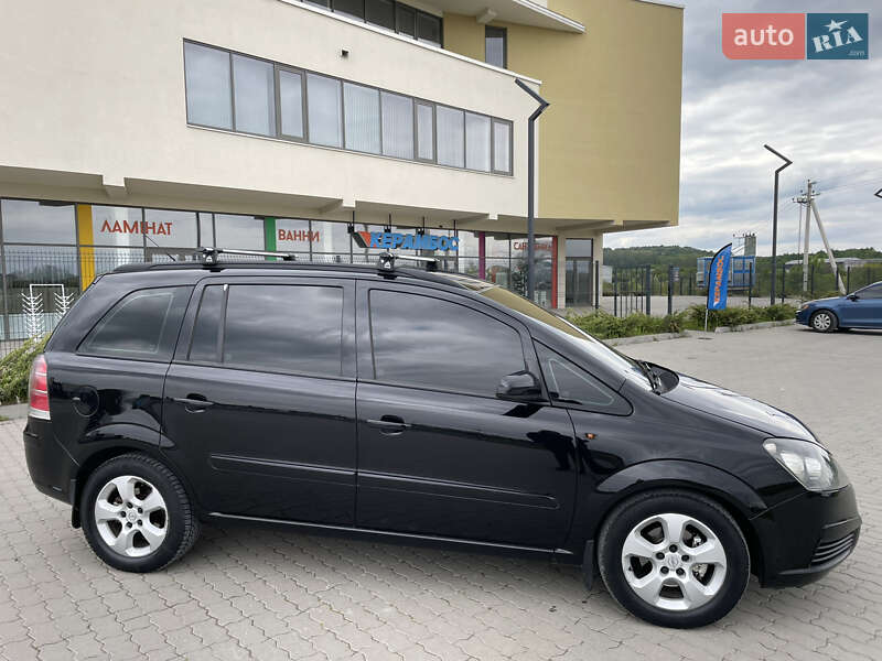 Мінівен Opel Zafira 2005 в Львові