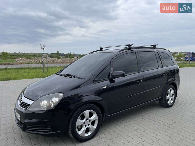 Мінівен Opel Zafira 2005 в Львові