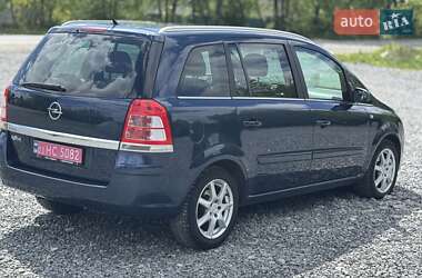 Минивэн Opel Zafira 2011 в 