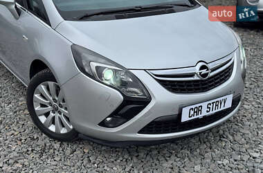 Мінівен Opel Zafira 2012 в 