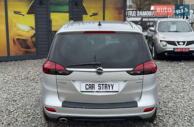Мінівен Opel Zafira 2012 в 