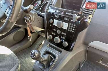 Минивэн Opel Zafira 2009 в 