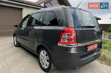 Мінівен Opel Zafira 2013 в 