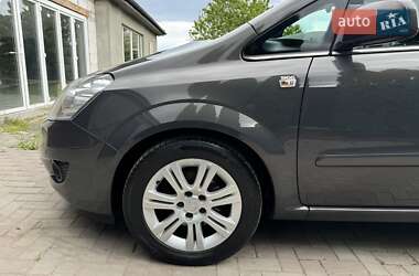Мінівен Opel Zafira 2013 в 
