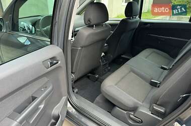 Мінівен Opel Zafira 2013 в 