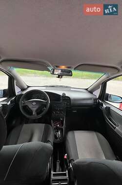 Мінівен Opel Zafira 2004 в 