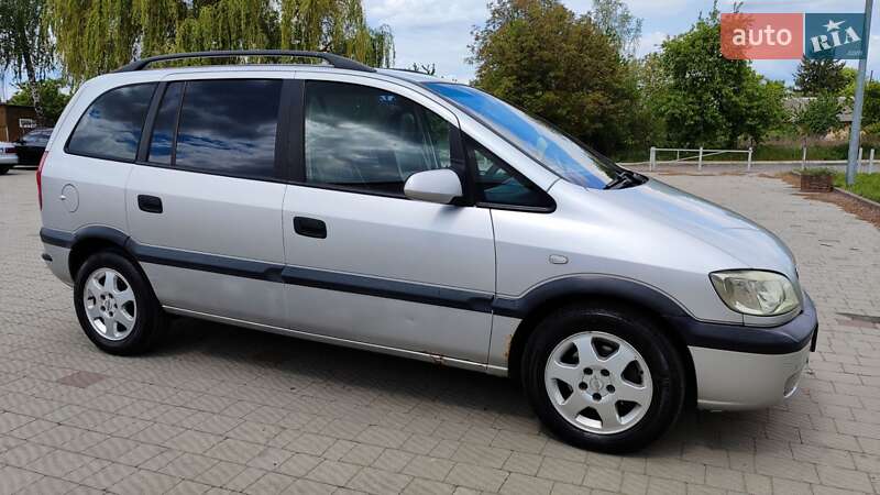 Минивэн Opel Zafira 2001 в Владимире