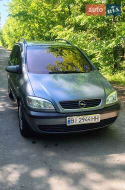 Мінівен Opel Zafira 2004 в Горішніх Плавнях