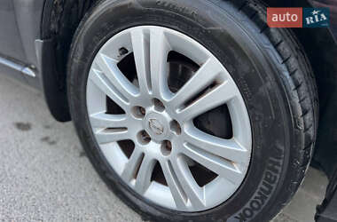 Минивэн Opel Zafira 2011 в 