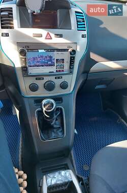 Минивэн Opel Zafira 2008 в 