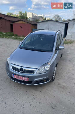 Мінівен Opel Zafira 2006 в Рівному