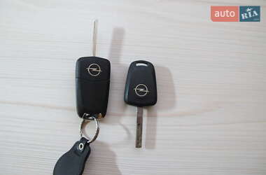 Мінівен Opel Zafira 2007 в 