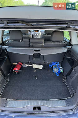 Минивэн Opel Zafira 2006 в 