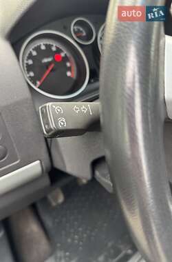 Минивэн Opel Zafira 2009 в 