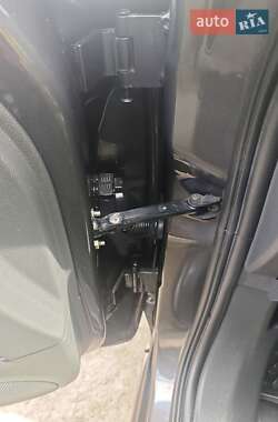 Минивэн Opel Zafira 2011 в 