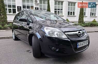 Минивэн Opel Zafira 2008 в 