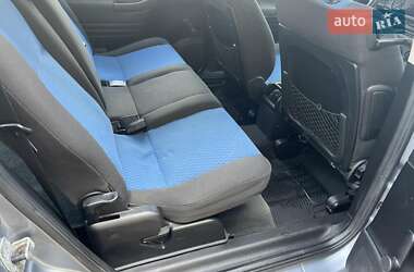Минивэн Opel Zafira 2003 в 