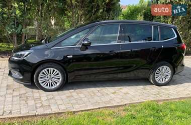 Мінівен Opel Zafira 2018 в 