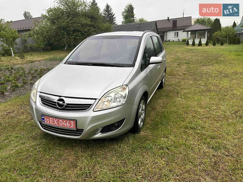 Opel Zafira 2008