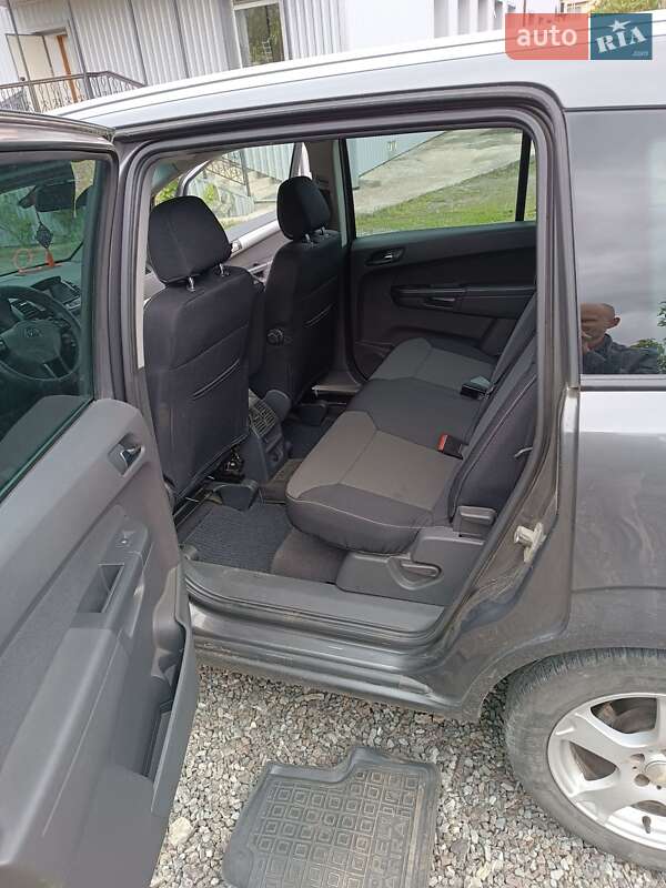 Минивэн Opel Zafira 2011 в Первомайске фото 21 Минивэн Opel Zafira 2011 в Первомайске