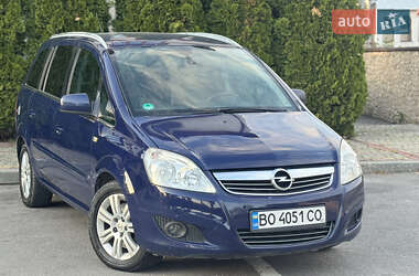 Мінівен Opel Zafira 2010 в 