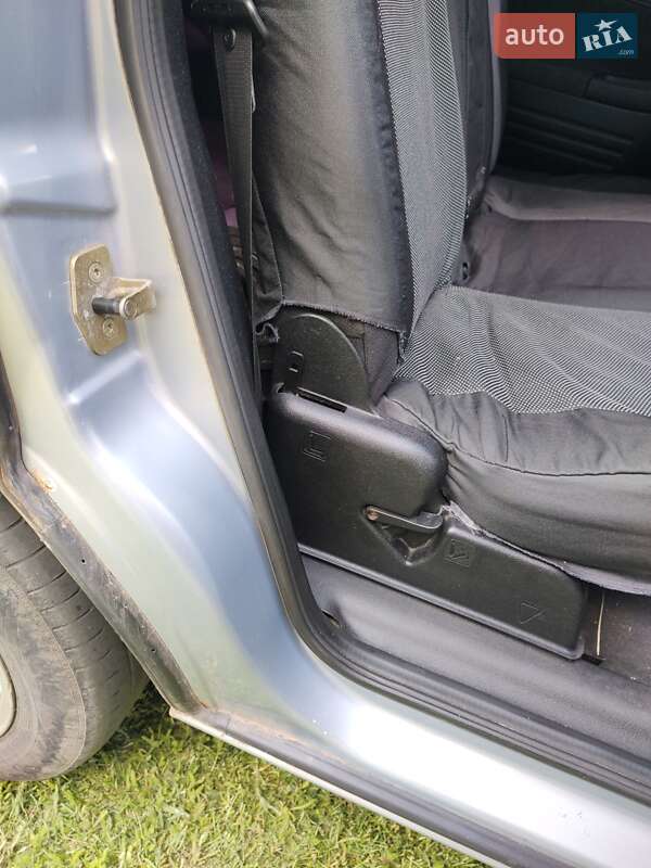 Минивэн Opel Zafira 1999 в Борисполе фото 7 Минивэн Opel Zafira 1999 в Борисполе