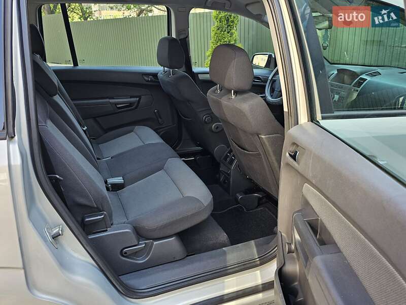 Мінівен Opel Zafira 2008 в Тернополі