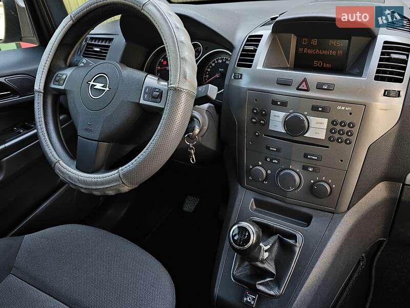 Мінівен Opel Zafira 2008 в Тернополі
