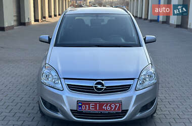 Минивэн Opel Zafira 2009 в 