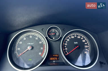 Минивэн Opel Zafira 2009 в 