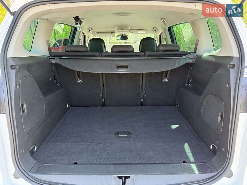 Минивэн Opel Zafira 2017 в Шепетовке