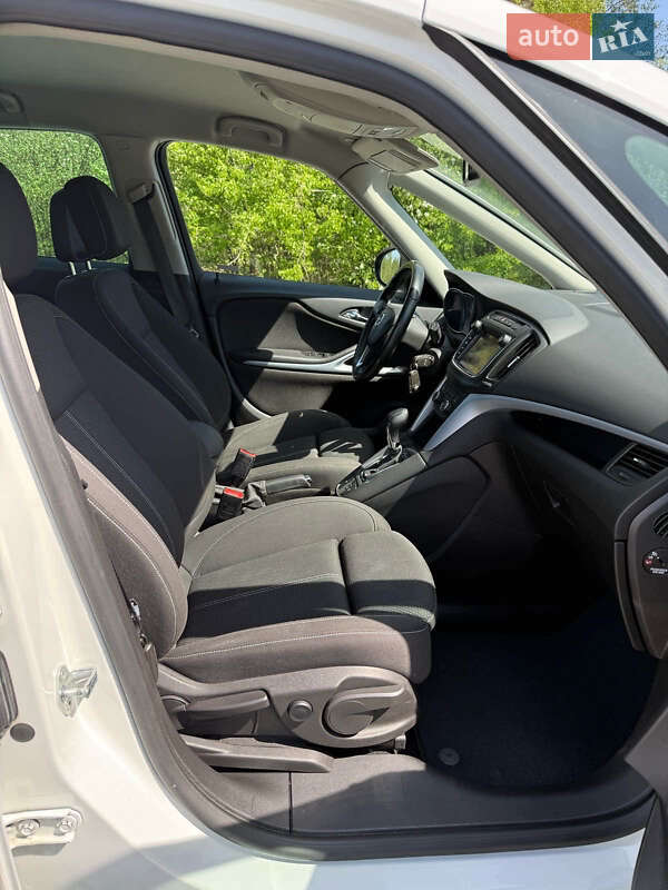 Минивэн Opel Zafira 2017 в Шепетовке