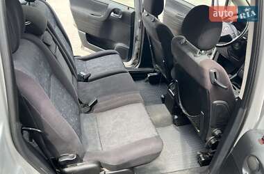 Минивэн Opel Zafira 2002 в 